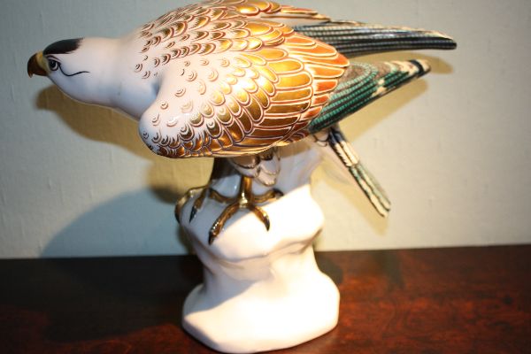 German 1930's painted porcelain statue of an eagle, marked 'Heubach, Modell Fraureuth'