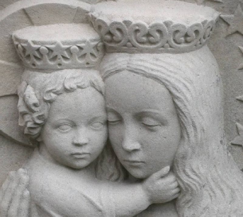 A big 1930's hand-made signed figural sandstone grave stone Virgin Mary with baby Jesus by Bernhard Heller (1878-1937)