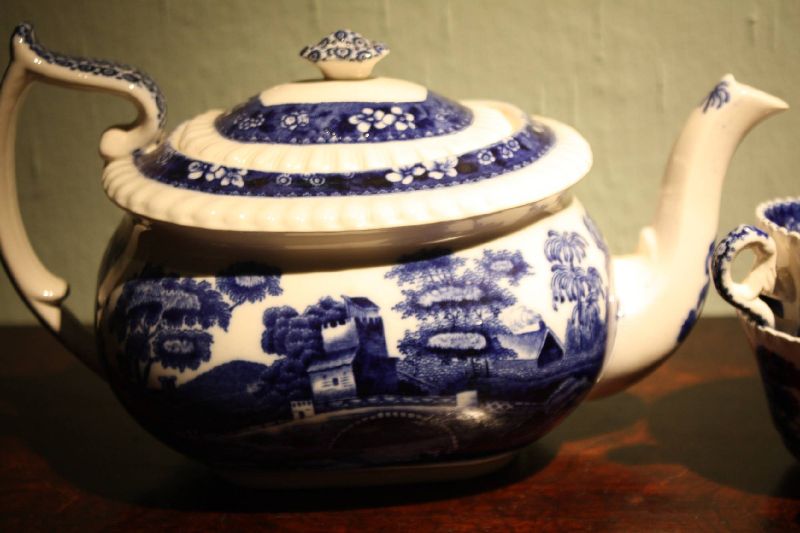 A blue and white tea/coffee serving set service by Copeland, Spode's Tower