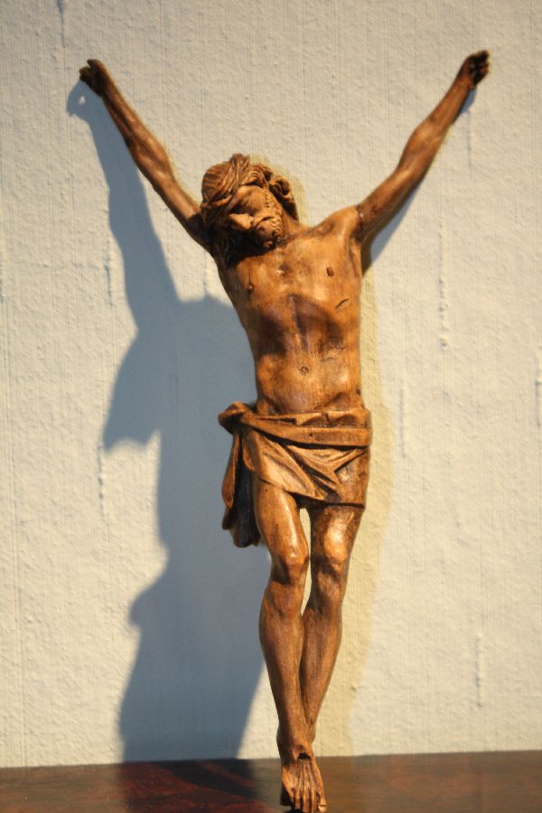 Antique small 19th century Jesus Christ crucifix wall cross figurine