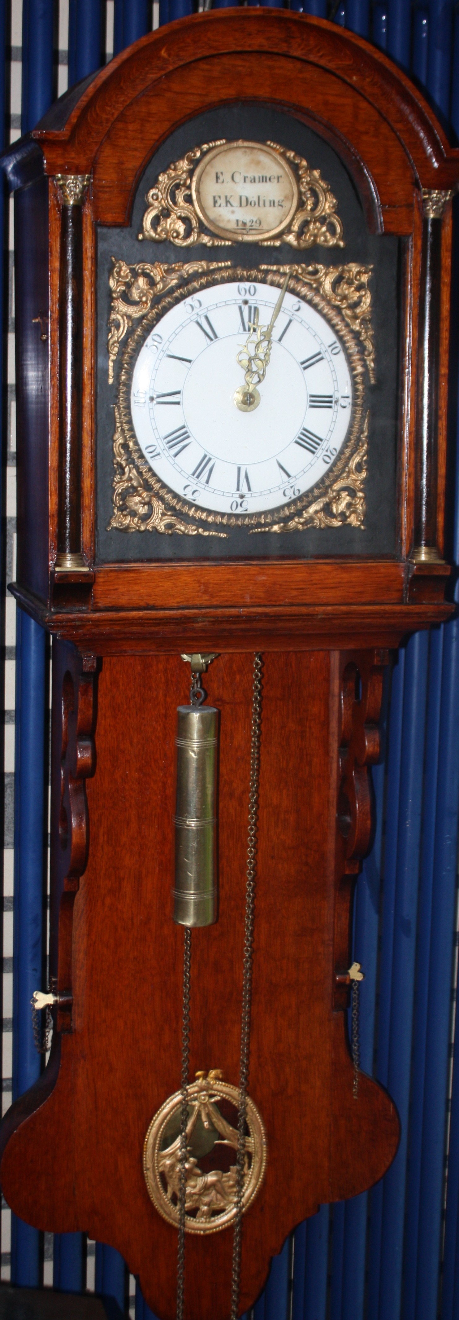 A Frisian Dutch/German wall clock 'Staartklok' early 19th century