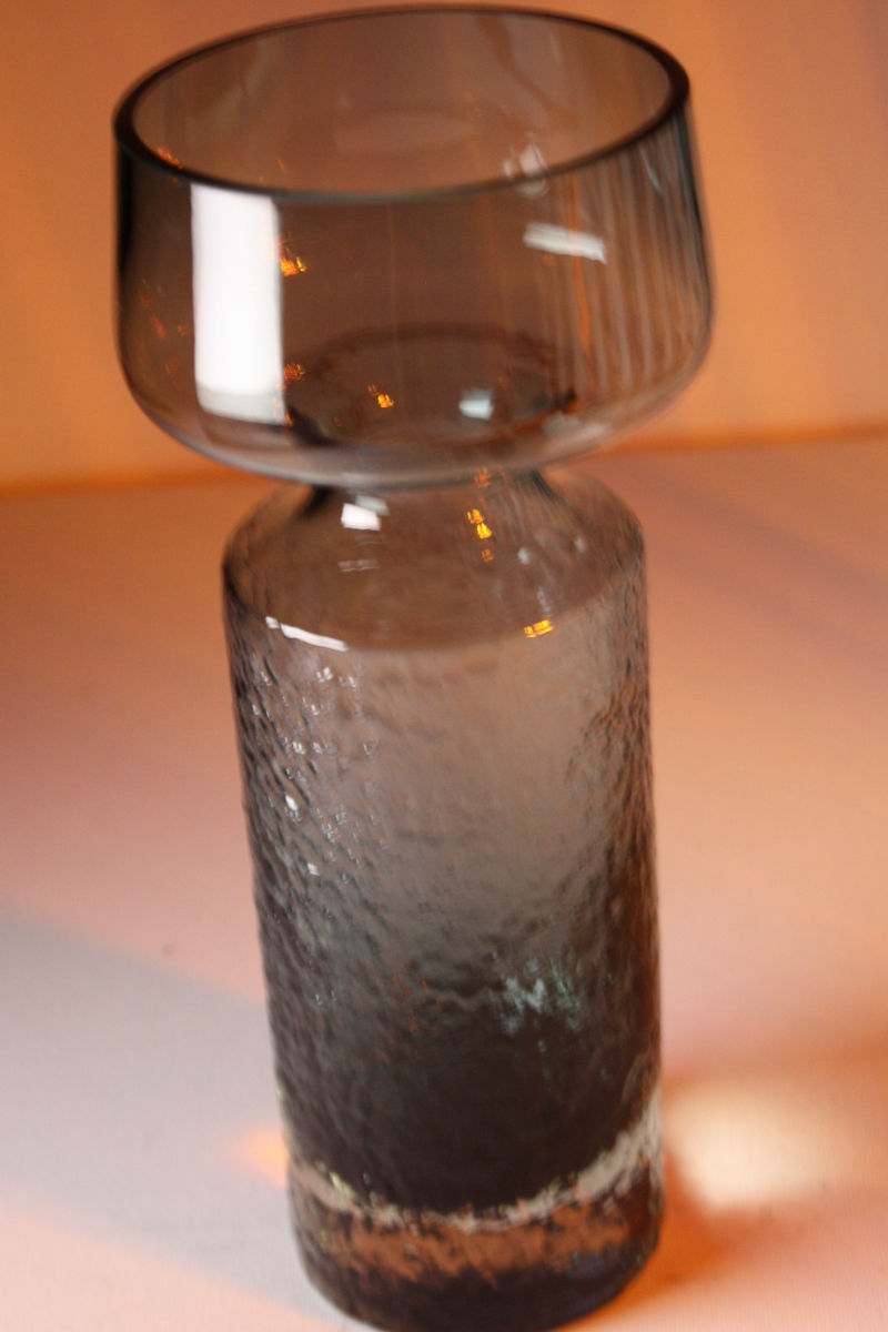 A Glass Vase Safari Rihimaen Lasi Oy Tamara Aladin, Height:  25,5 cm