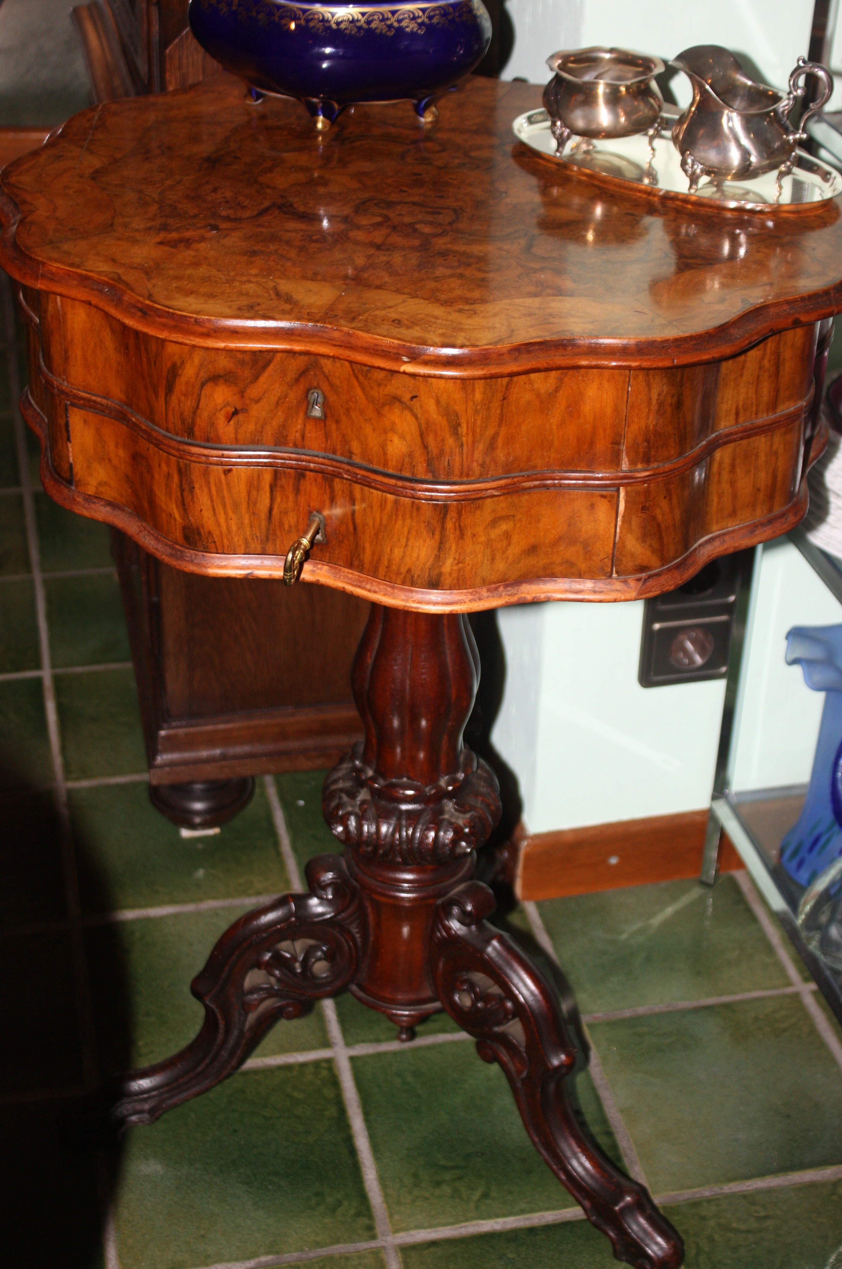 19th century Sewing Table