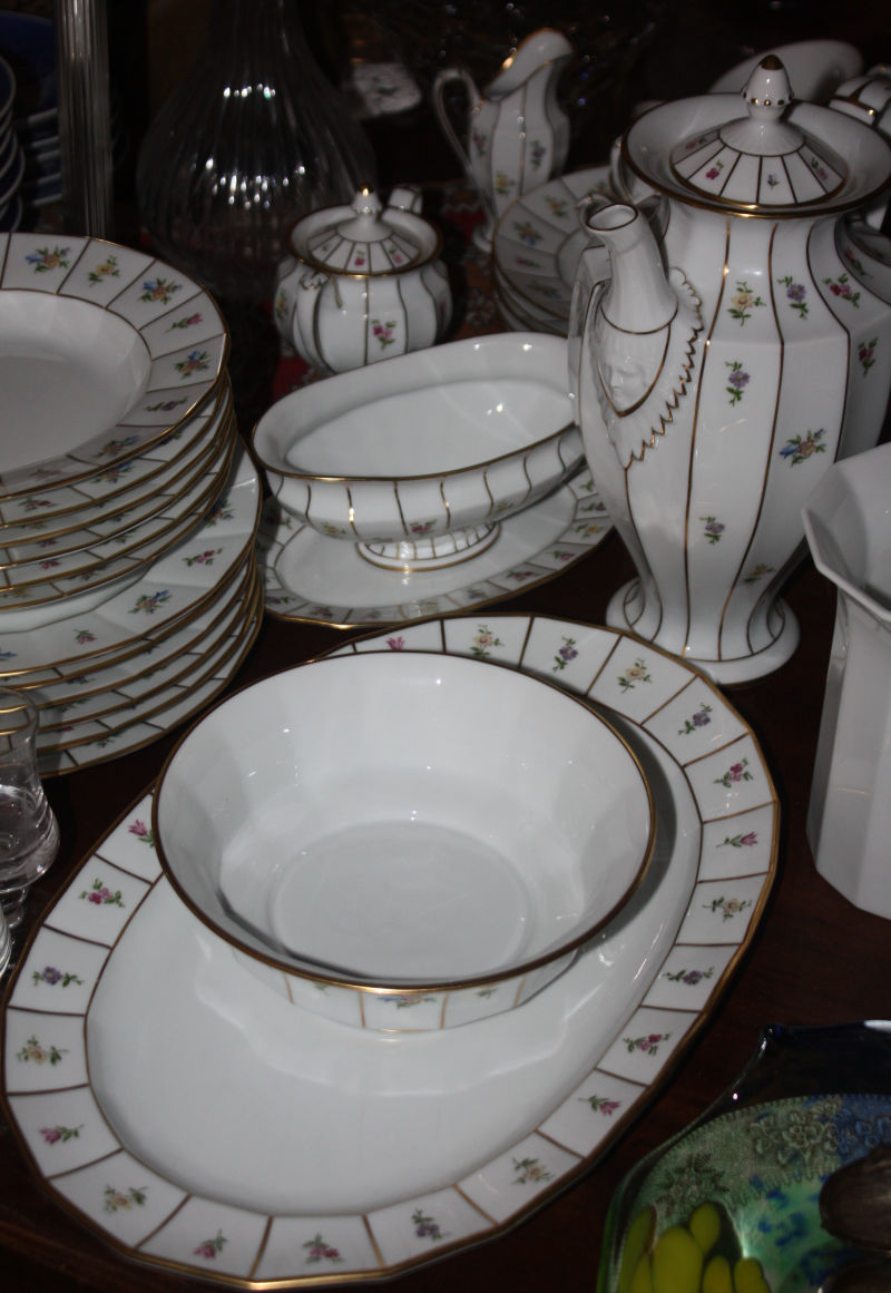 An Empire style Fürstenberg porcelain Coffee and Eating dish Grecque Mille Fleurs