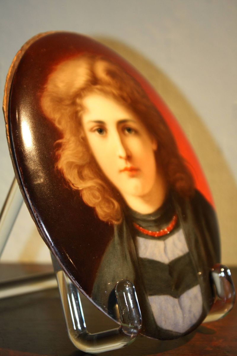 Antique oval 1900 Art Nouveau young woman's portrait painting on porcelain, signed 'KPM', Berlin