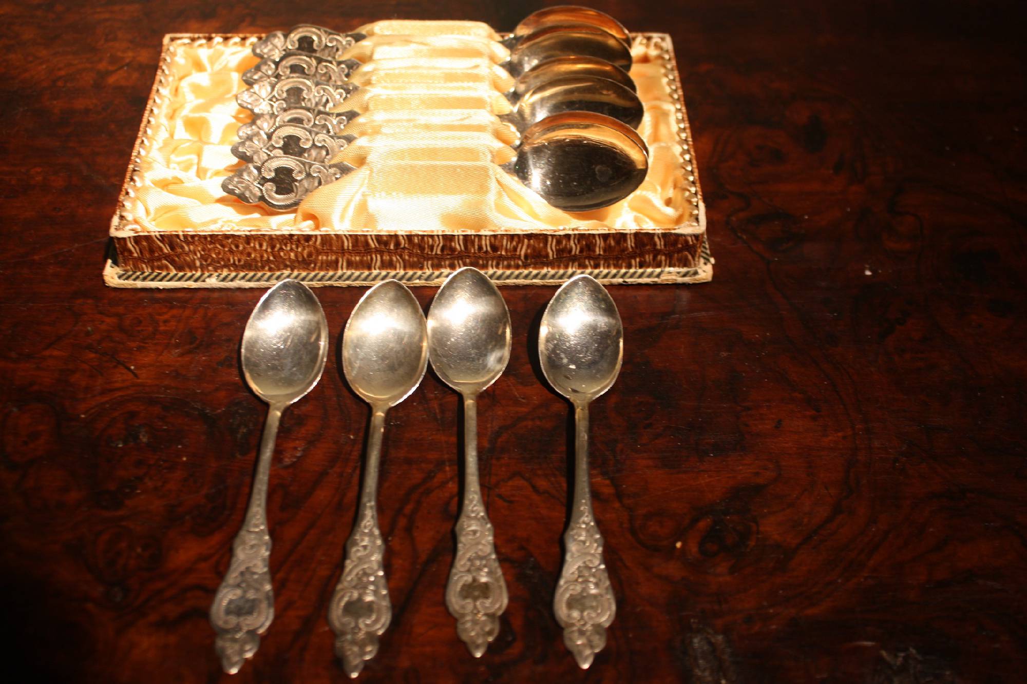 A set of 6 vintage 800 silver tea spoons and 4 matching mocca spoons, marked Robbe and Berking, Germany