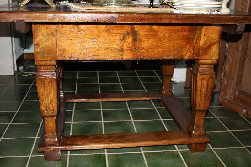 A rare 18th century South-european, spanish monastery table